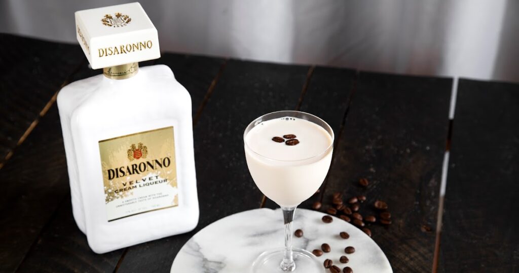 Disaronno Velvet Recipes to Elevate Your Cocktail Game!